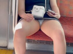 JD撮影日記90 初登場！ショートカットが可愛すぎる激カワムチムチ巨乳JDを電車内で撮影【完全主観37分超撮影】