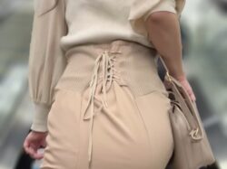 《スレンダー巨乳！想像よりエロいカラダのモデルだった》