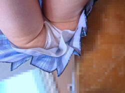[会員制マル秘イベントお宝映像シリーズ37-1]ミニスカせい服のパンチラ特化胸キュン映像