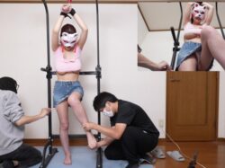 オジサン達を困惑させるくらいくすぐり耐久性がある巨乳女子をじっくりねっとりアタックし徐々に本性を現せました（完全オリジナル）
