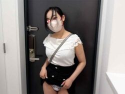 爆乳女性のパンツ買い取り＆パイオツ披露！たっぷり染み込んだオイニーと爆乳を堪能しました。