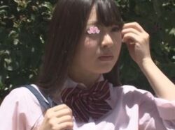 目が大きくて好奇心旺盛な彼女とセックス